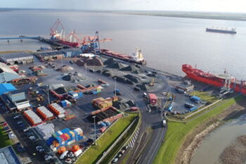 Der Brunsbüttler Elbehafen