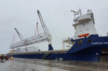 Verladung der Auslegerkomponenten