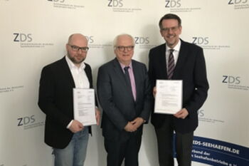 Förderbescheidübergabe